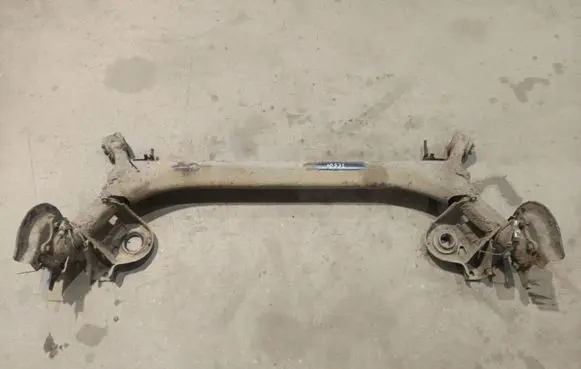 Citroen C4 I Rear subframe 