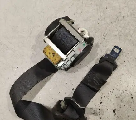 Renault Scenic II - Grand scenic II Rear seatbelt 8200650241