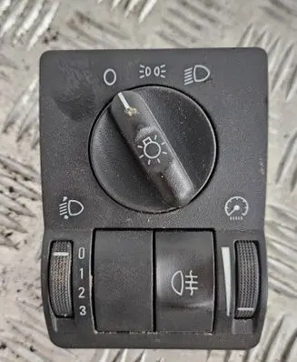 Opel Corsa C Light switch 9116612 0531 0524119