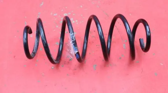Toyota Yaris Rear coil spring