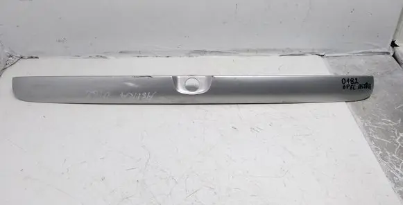 Opel Astra G Tailgate trim 98240976 8062860