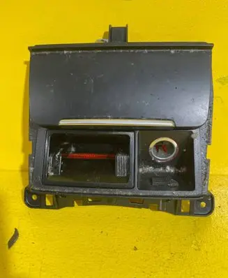 Audi A4 S4 B8 8K Car ashtray 8K0857951