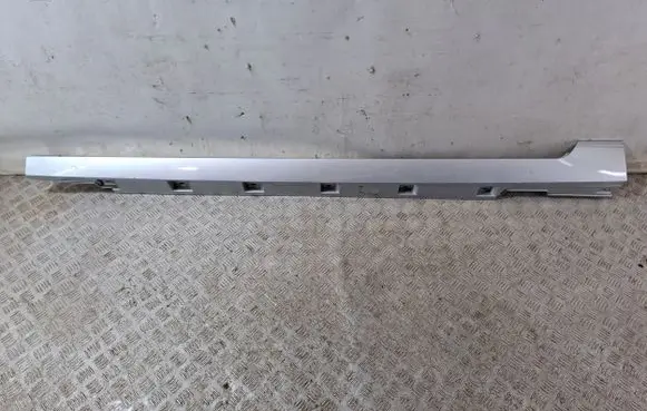 Volkswagen PASSAT B8 Sill 3G0853857F