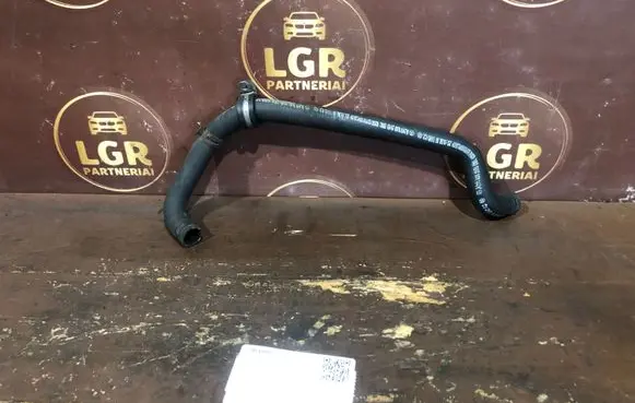 Mercedes-Benz E W211 Engine coolant pipe/hose A2118302515
