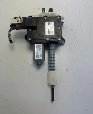 Citroen DS4 Hand brake/parking brake motor 9672984680 0204007471 3249183