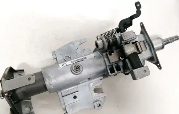 Nissan Murano Z50 Steering wheel axle