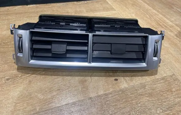Land Rover Range Rover Sport L494 Dash center air vent grill DK6201820AA