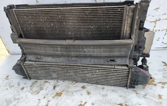 Volvo V40 Radiator set 