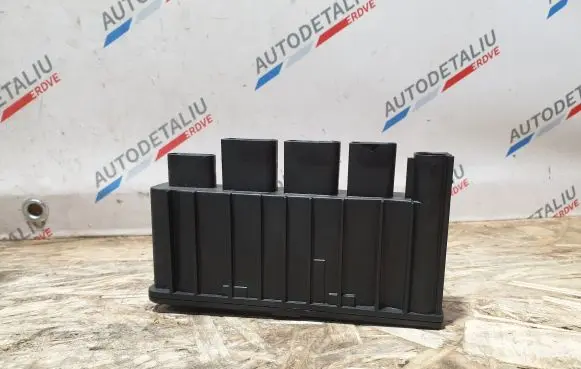 BMW X1 F48 F49 Power management control unit 8661071 12638661071
