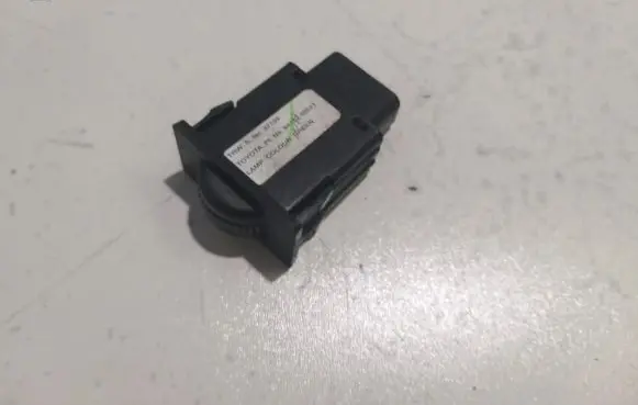 Toyota Corolla Verso AR10 Headlight level height control switch 8415202021 84152-02021