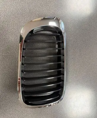 BMW 3 E46 Front grill 51138208684