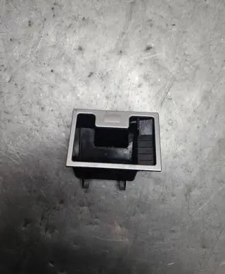 BMW 5 E60 E61 Car ashtray 7034098