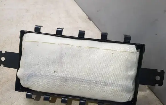 KIA Optima Passenger airbag 845302T000 2T84591010