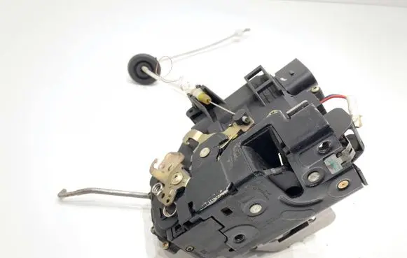 Audi A4 S4 B6 8E 8H Front door lock 4B1837015G