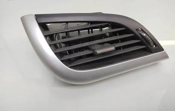 Peugeot 207 Dashboard side air vent grill/cover trim 96724794ZD