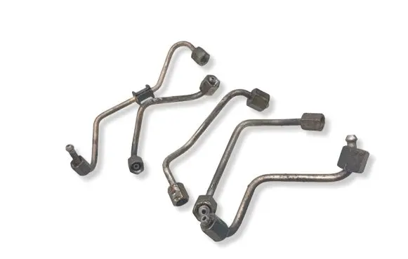 Hyundai Santa Fe Fuel injector supply line/pipe 