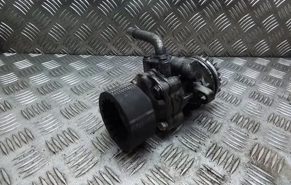 Volkswagen Transporter - Caravelle T5 Power steering pump 559250