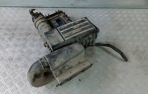 Skoda Octavia Mk2 (1Z) Air filter box 3C0129607BC 3C0129601