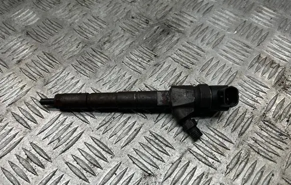 Fuel injector