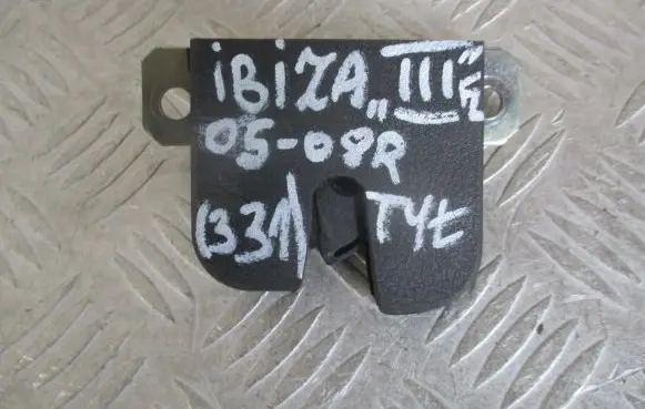 Seat Ibiza III (6L) Tailgate/trunk/boot lock/catch/latch 626827505A