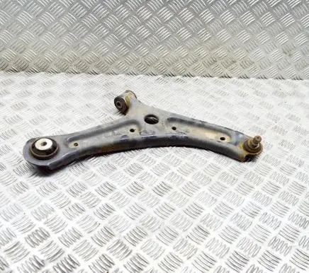 Ford Ecosport Front lower control arm/wishbone GN153042