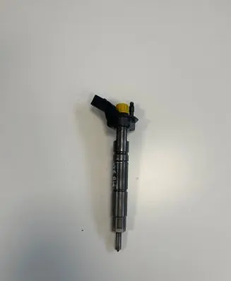 Mercedes-Benz ML W164 Fuel injector A6420701387 070302 0445115064