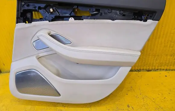 Audi A8 S8 D4 4H Rear door card panel trim 4H0867318 4H0867318B