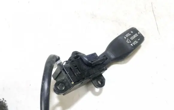 Multifunctional control switch/knob