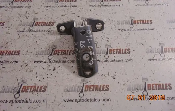 Mitsubishi Outlander Rear door lower hinge