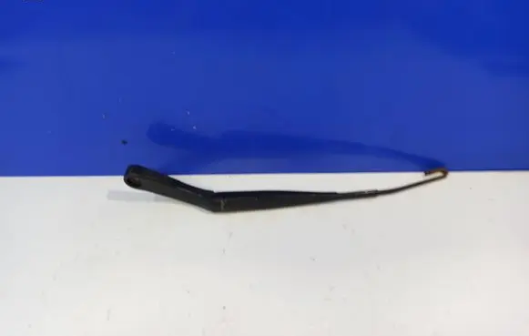 Windshield/front glass wiper blade