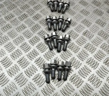 Volvo XC40 Nuts/bolts 31423735
