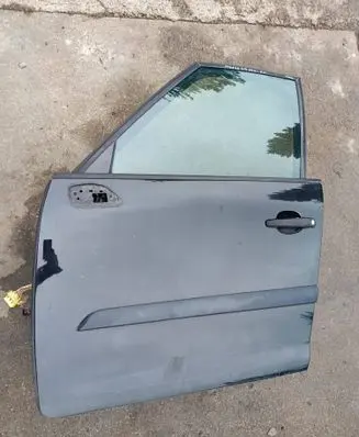 Citroen C4 I Picasso Front door