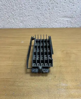 Mercedes-Benz E W124 Fuse box set 1245402050 F1094