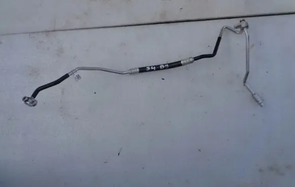 Audi A4 S4 B9 Air conditioning (A/C) pipe/hose 8W1816720