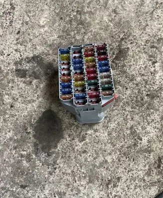 Volvo V70 Fuse module