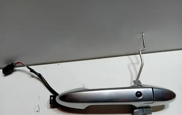 Honda HR-V Front door exterior handle KLAMKA DRZWI PRAWY PRZÓD Z PRZYCISKIEM HONDA HR-V II 2015-