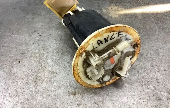 Mitsubishi Lancer In-tank fuel pump MR497413 1019616650