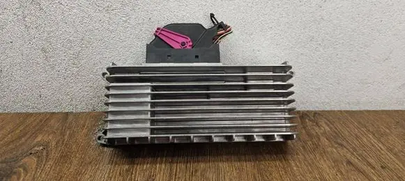 Audi A4 S4 B8 8K Sound amplifier 8T0035223AH 720300400300 8T0035223