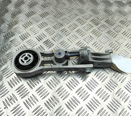Peugeot 3008 III Engine mount bracket 9840717080 9840714580