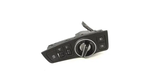 Hyundai i40 Light switch 933003Z970 39R1051000