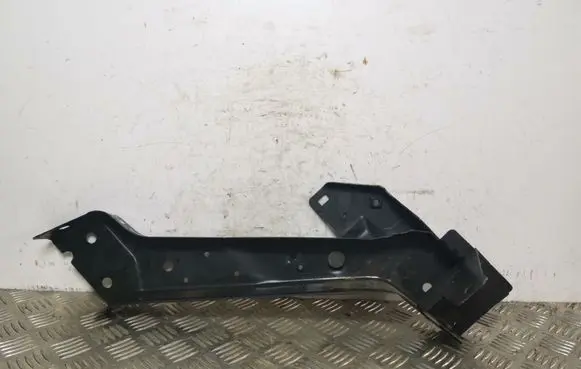 Jeep Grand Cherokee Top upper radiator support slam panel