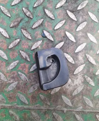BMW 3 E46 Parcel shelf load cover mount bracket 8232576