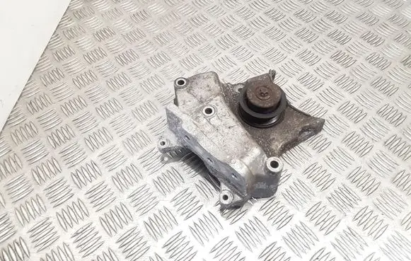 Opel Vectra C Engine mounting bracket 55187676