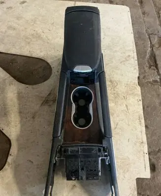 Mercedes-Benz ML W164 Center console 1687600