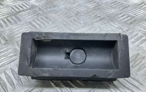 Audi A7 S7 4G Jacking socket point 4G0802847