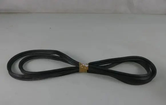 Trunk rubber seal (body)