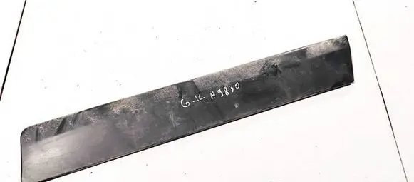 Citroen C4 I Rear arch trim 9653636177