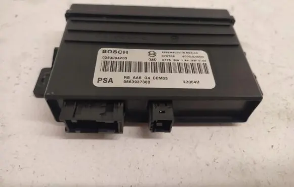 Citroen C4 I Picasso Parking PDC control unit/module 9663937380