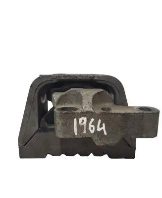 Volkswagen PASSAT B6 Engine mount bracket 1K0199262