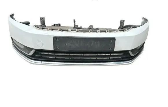 Volkswagen PASSAT B7 Front bumper 3AA807221